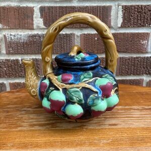 Vintage International Bazaar Glazed Pottery Tea Pot w/ Lid Berries Leaves design